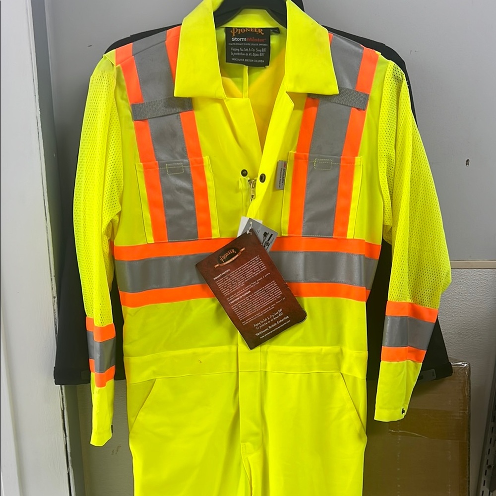 PIONEER Storm Master Hi Visibility Coverall